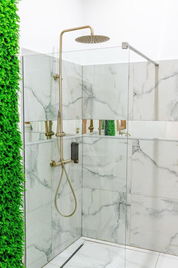 Thome Exclusive Cuvee Turda Esterno foto
